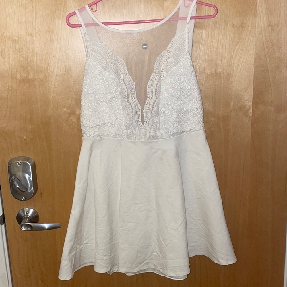 White Lulus mini dress size XL